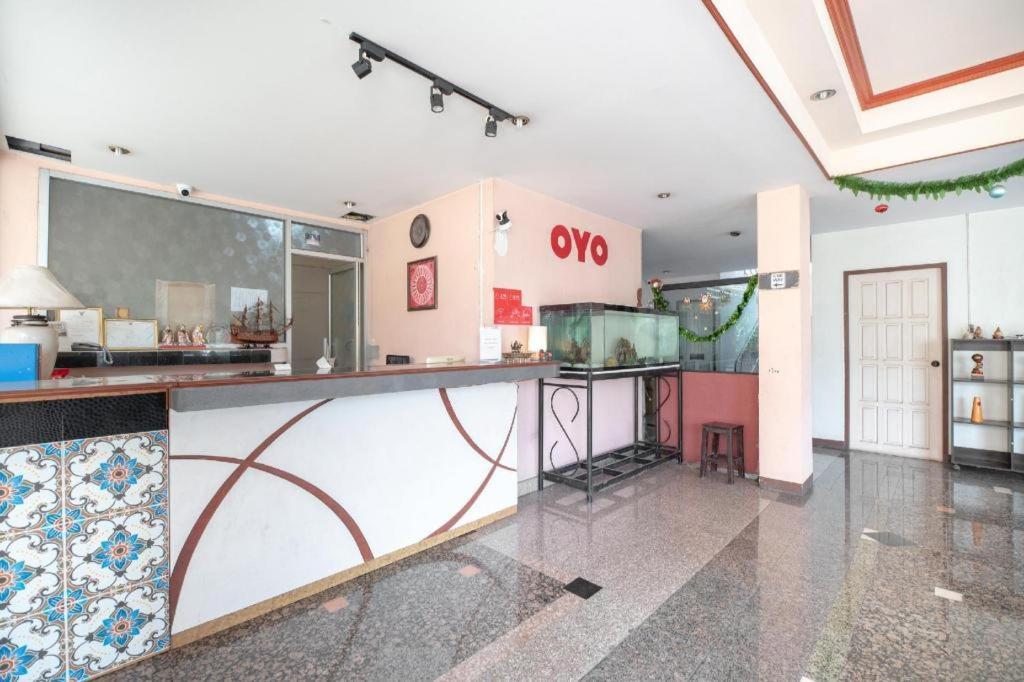 Hotel Vaccinated Staff - OYO 519 B Min Airport Bangkok Exterior foto